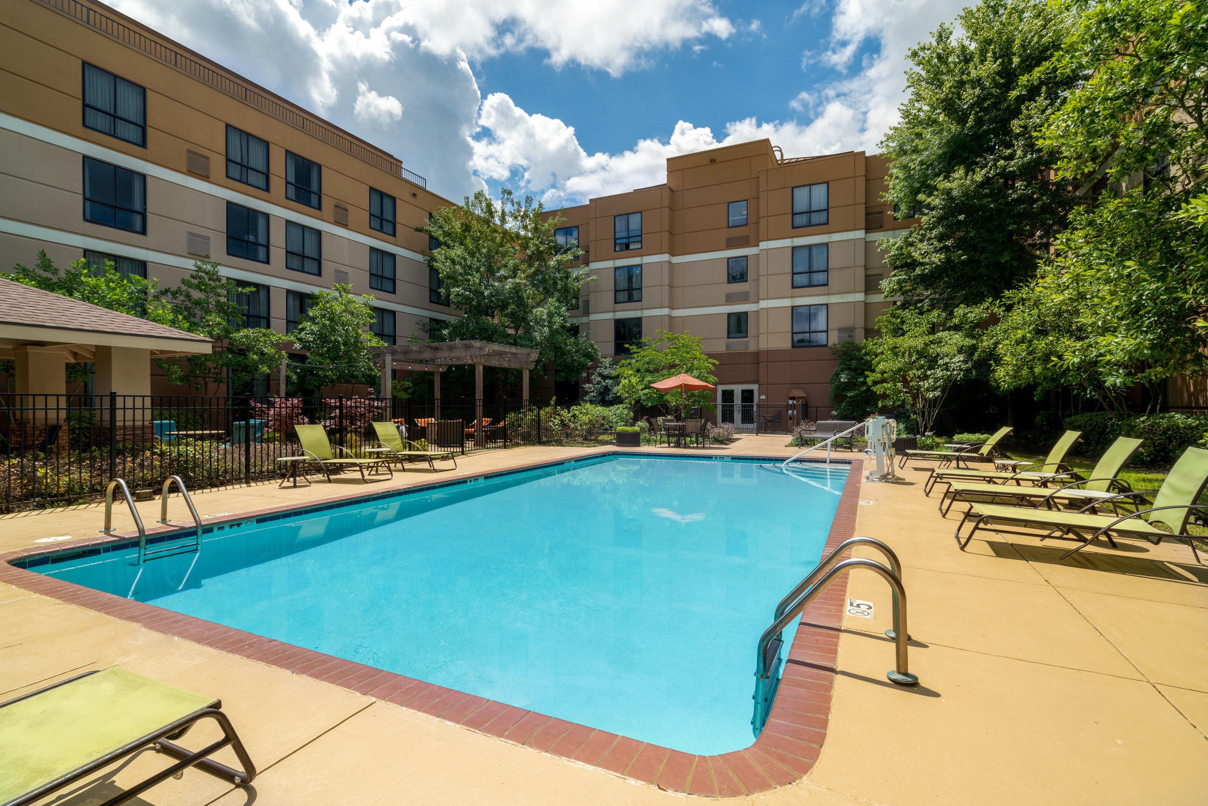 Staybridge Suites Memphis-Poplar Ave East By Ihg Exterior photo